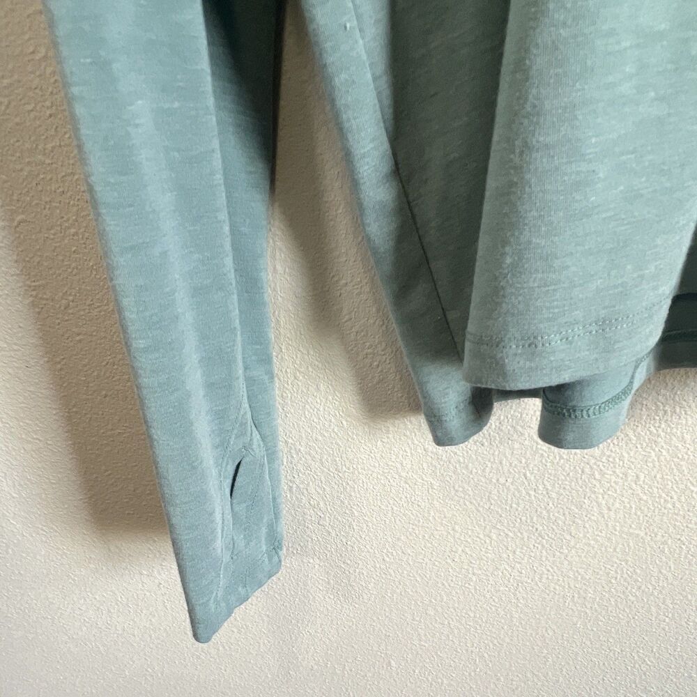 FREE FLY Men's XXL Blue Bamboo Pullover Hoodie Long Sleeve Chest Pocket Logo - Picture 3 of 6